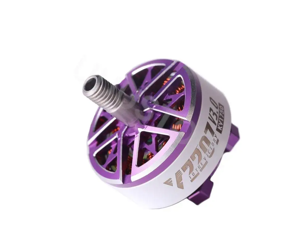 Moteurs brushless 2207 V3 1950KV pour drone FPV course, montés sur un châssis de drone
