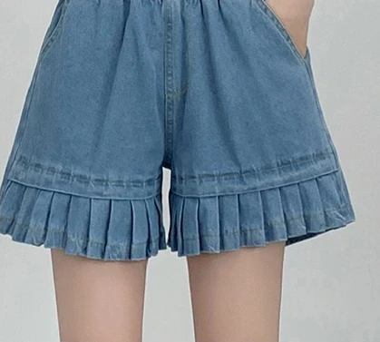 2026 frauen Breite Bein Fünf Viertel Hosen Lose Rüschen Gespleißt Jeans Shorts Sommer Neue Stil Casual Vielseitige Kurze Hosen – Detail 7