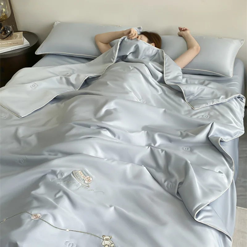 �� �� �ڼ� ���̽� ���̿� ���� ��� ��Ʈ, �ÿ��� ���� ���, ��Ź ������ ���� �̺� �� ������ �̺� ��Ʈ