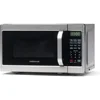 Farberware Countertop Microwave 700 Watts, 0.7 cu ft - Microwave Oven With LED Lighting and Child Lock 2
