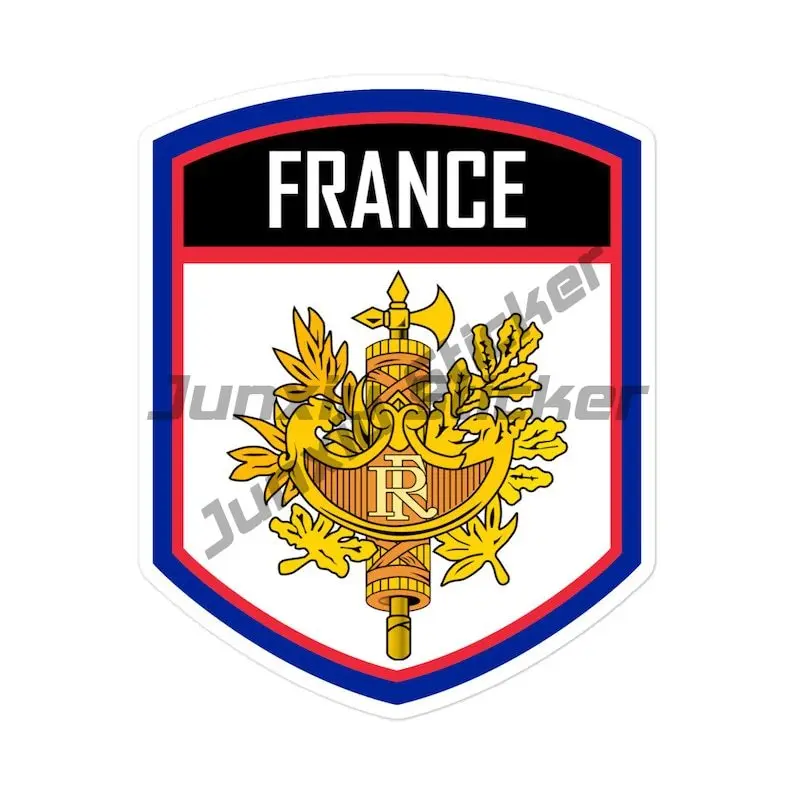 Рисунок 5 - Герб Франции, флаг