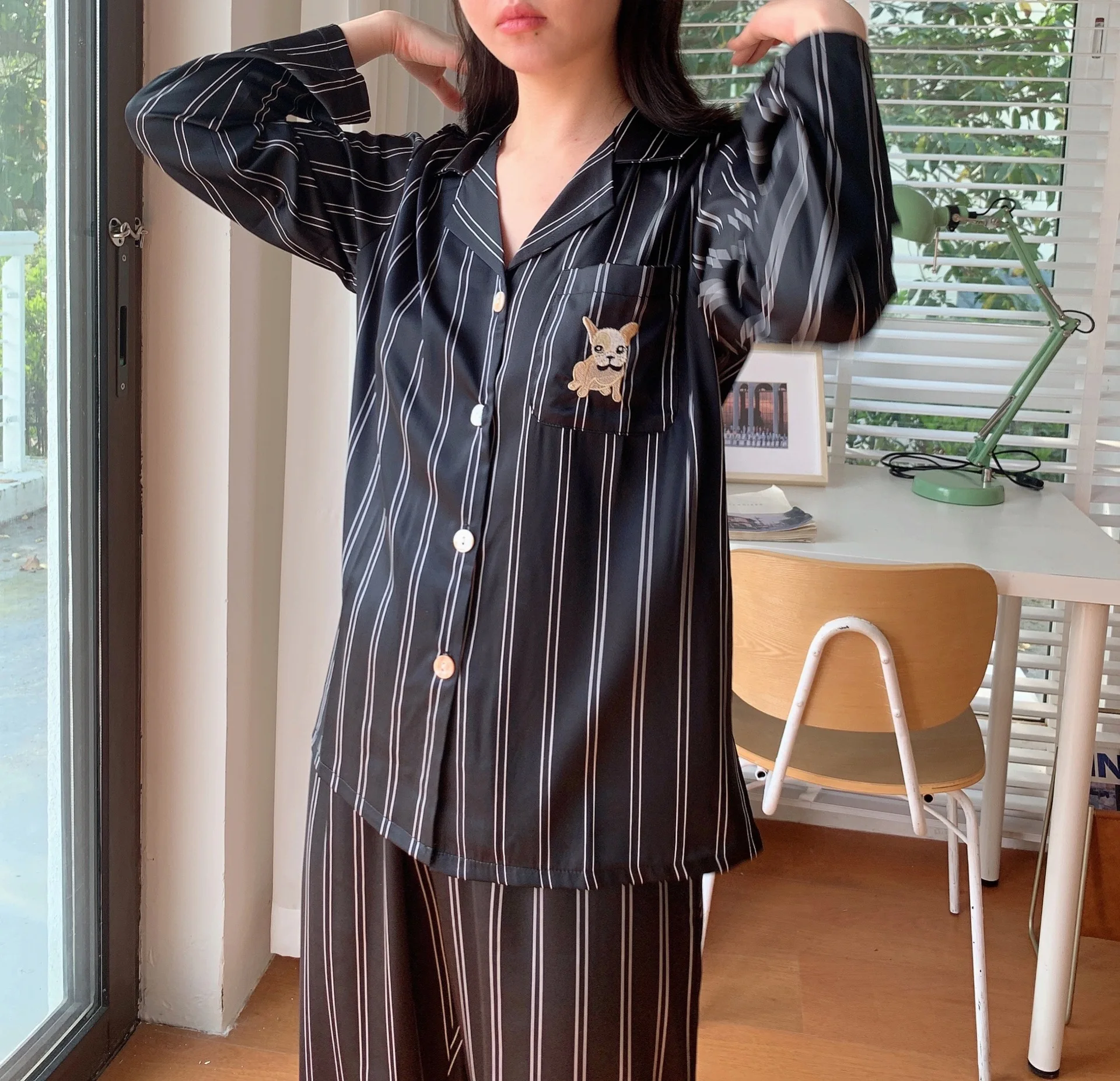 black stripe