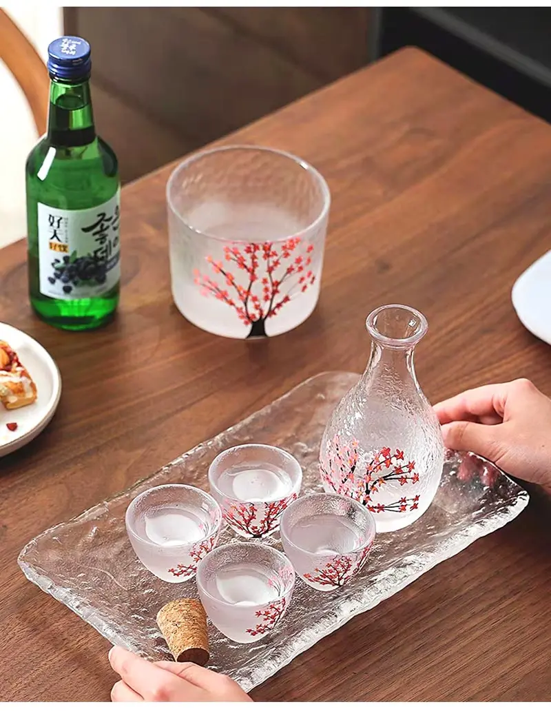 Description Picture 4 of itemJapanese Style Sakura Wine Glasses Wine Decanter Handmade Cocktails Sake Glasses Retro Small Teacups Transparent Water Cup 50ml