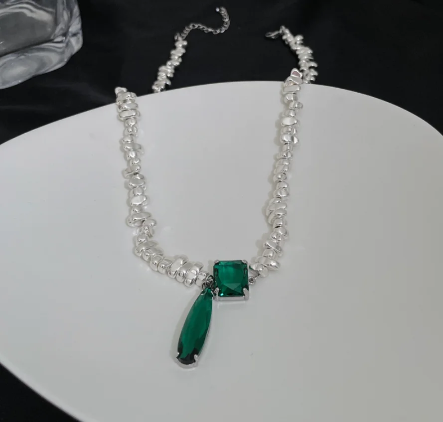Simple and luxurious emerald crystal mosaic copper party bride Necklace for women Fashion Jewelry