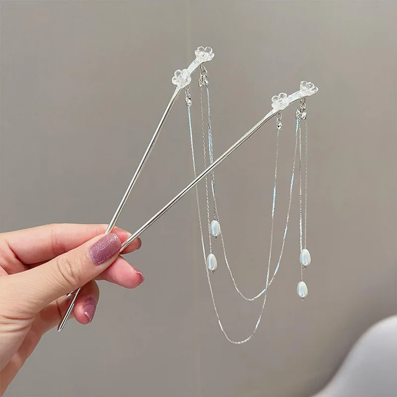 Fermaglio per capelli minimalista, creativo, alla moda e versatile, a doppio filo, con design a nappa, con un accessorio per capelli in stile cinese di alta gamma.