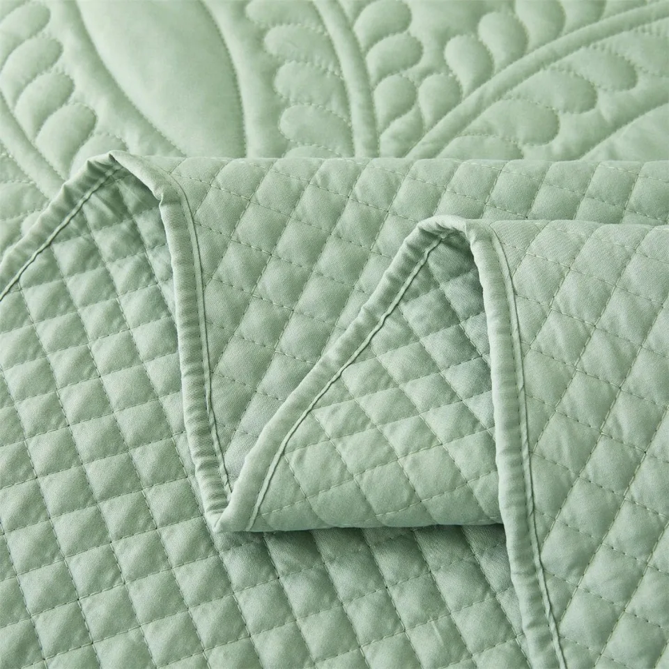 Green Lightweight California King Quilt Set Oversized
