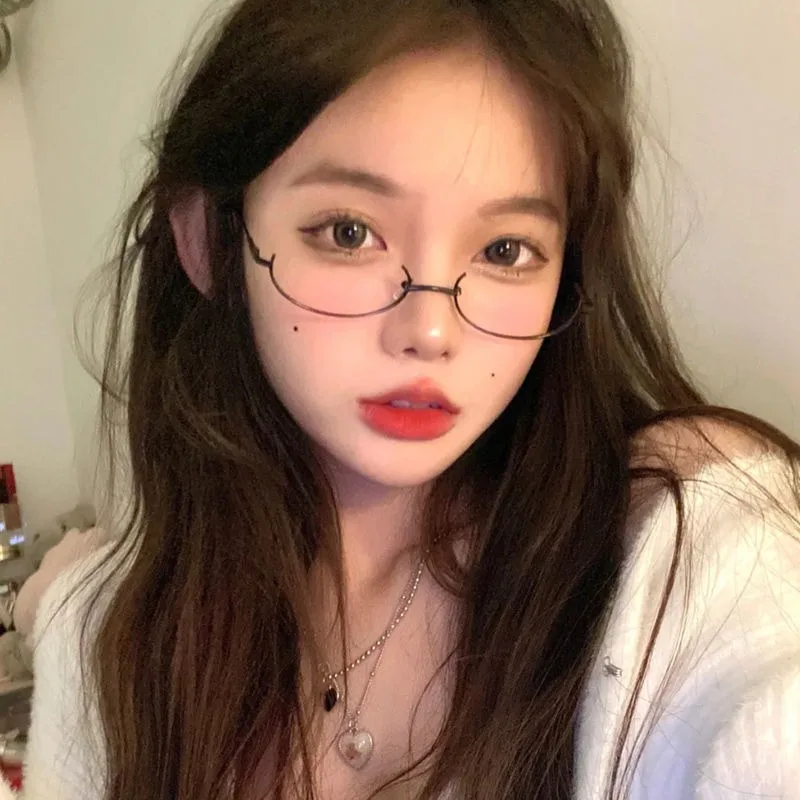 Vintage Chic Metal Half-Frame Eyewear for Cosplay & Party Décor