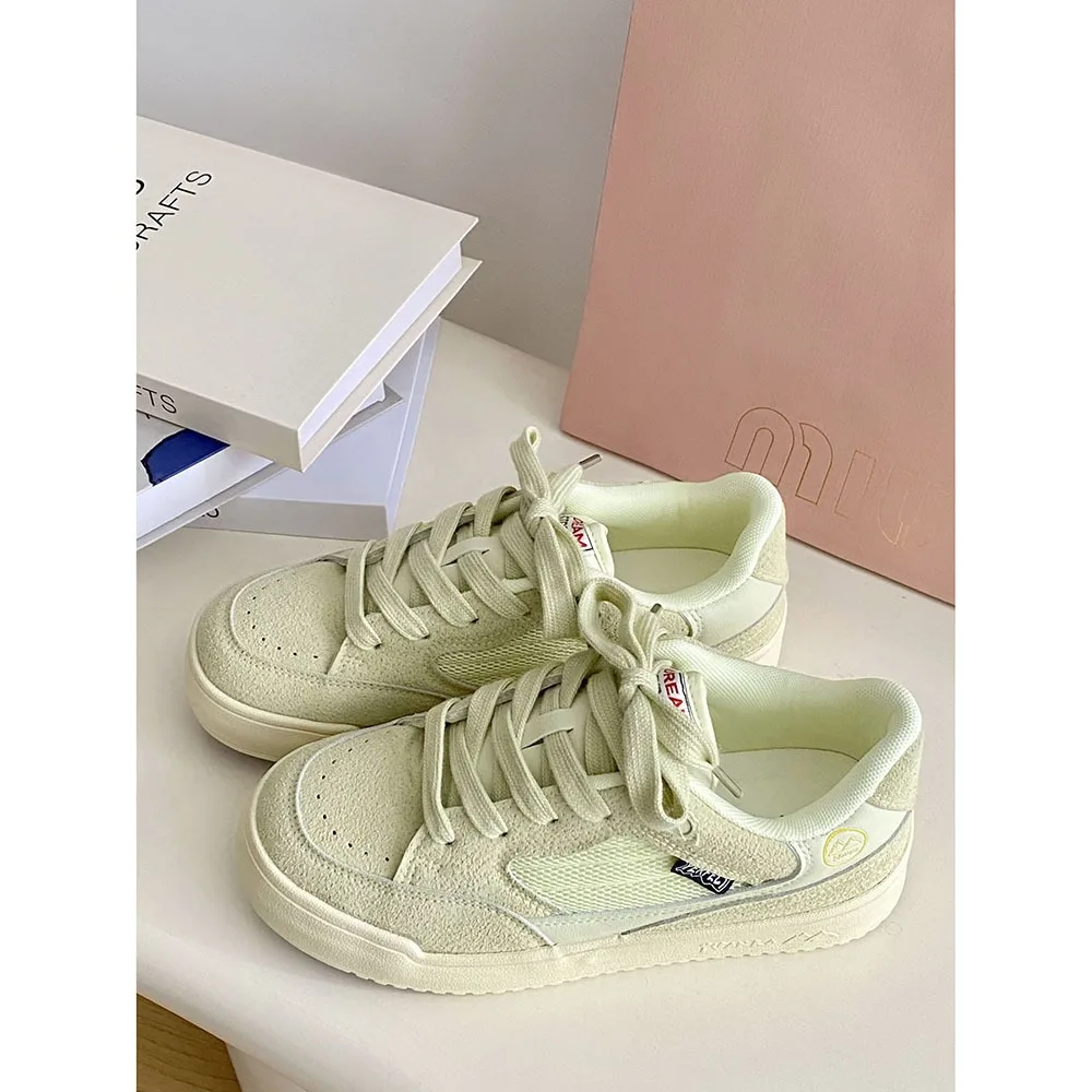 Thick Soled Silver Board Shoes Spring/summer 2024 Flat Heels Women Casual Shoes Lightweight Bright Colored Women Shoes 24-185