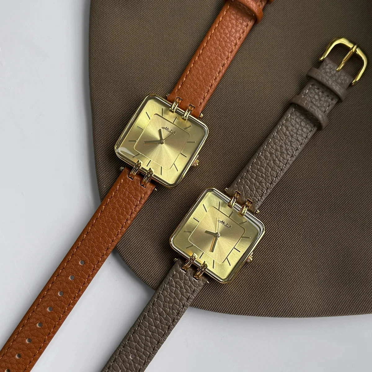 2025 Mode Vrouwen Horloge Grote Vierkante Wijzerplaat Dunne Lederen Band Dames Horloge Elegante Quartz Meisjes Horloges Casual R