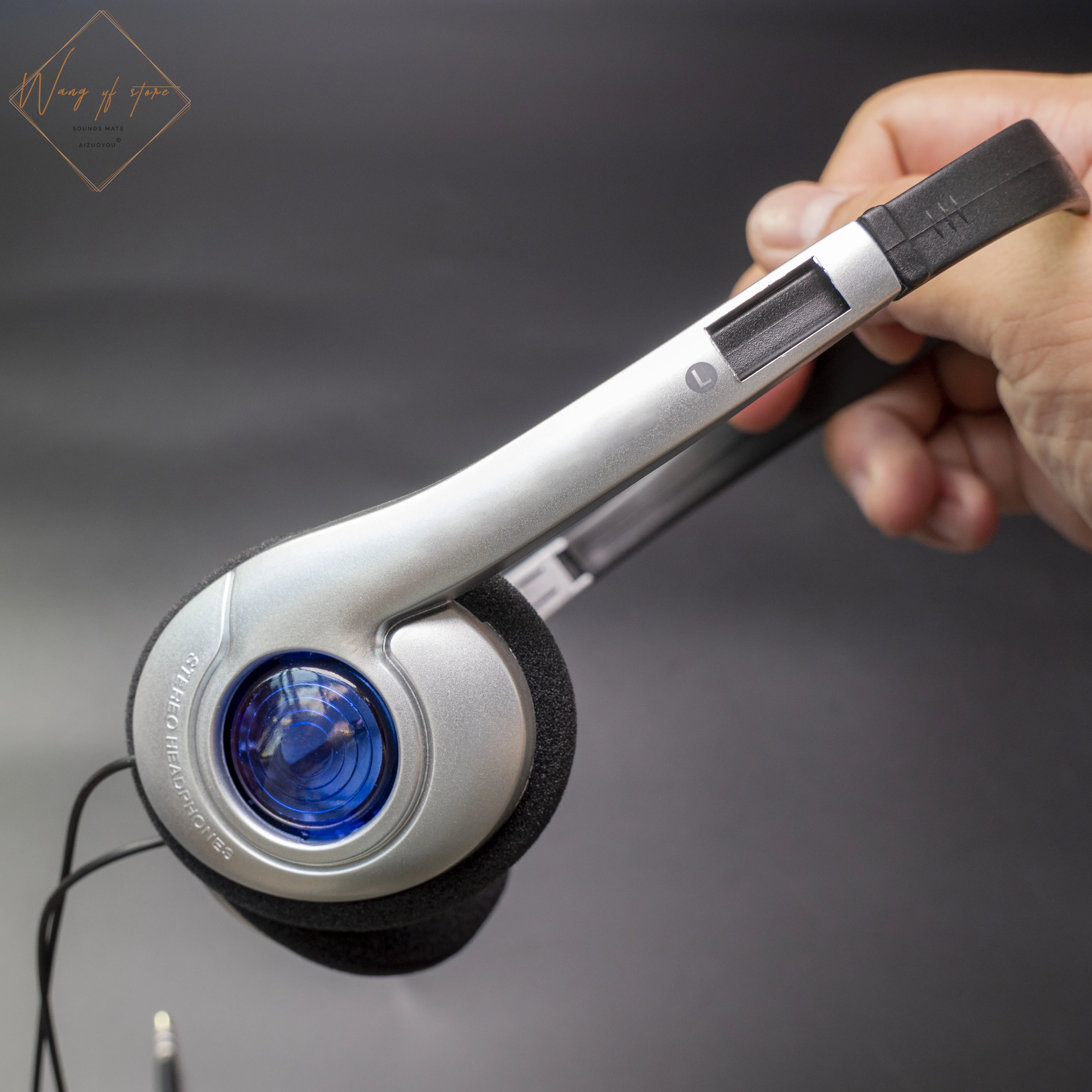 Headphones 80's Stock Compact Retro Headset With Microphone Black