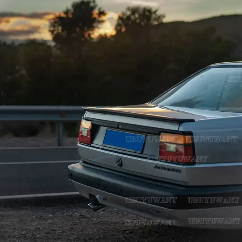 【EXTREME SPOILER】 VW ジェッタ 2代目 セダン リアトランクスポイラー 塗装 PVC 1985-1992 EXTREME SPOILER VW ジェッタ 2代目 セダン リアトランクスポイラー