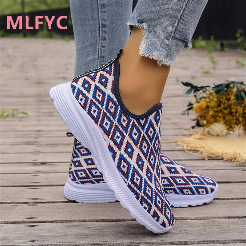 Spring and Autumn New Large Women's Casual Shoes Anti slip Lightweight Flat Shoes Women's Round Toe Single Shoes