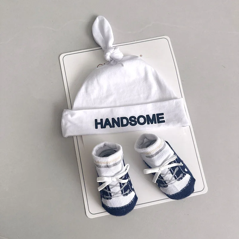 0-12M Newborn Baby Boy Hat Socks Shoes 2pcs Set New born Babies Accessories Boys Beanie Shoes Cotton Turban Photography Props