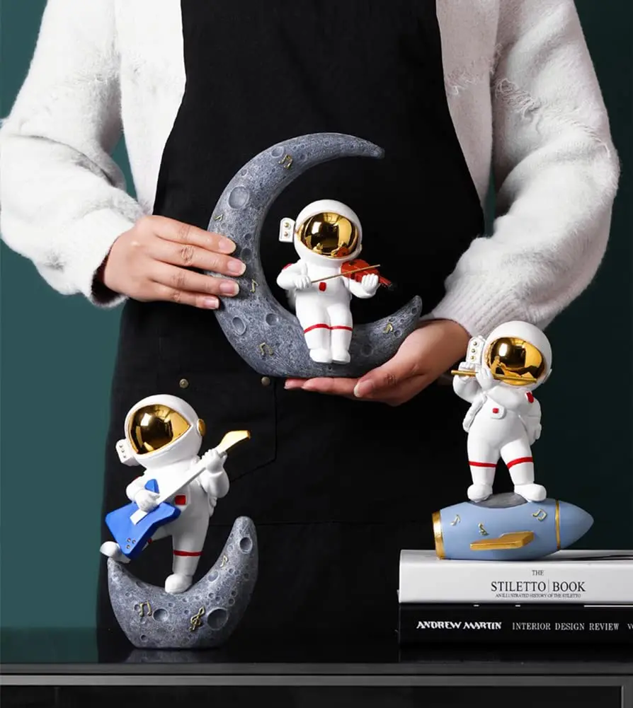 Figurine Home Decor Resin Astronaut Statue Collectible Spaceman Sculpture Decorative Music Ornament for Desktop Bookshelf Office 3