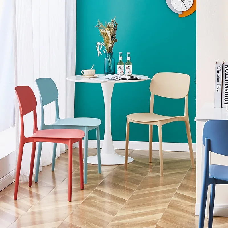 Nordic Style Modern Simple Cafe Home Square Chairs Colorful PP Plastic Restaurant Stackable Dining Chairs