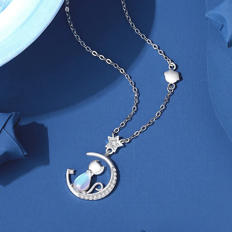 European Sparkling S925 Sterling silver Pave AAA CZ Cat Moon Pendant Necklace Clavicular Chain for Women Birthday Gift Jewelry