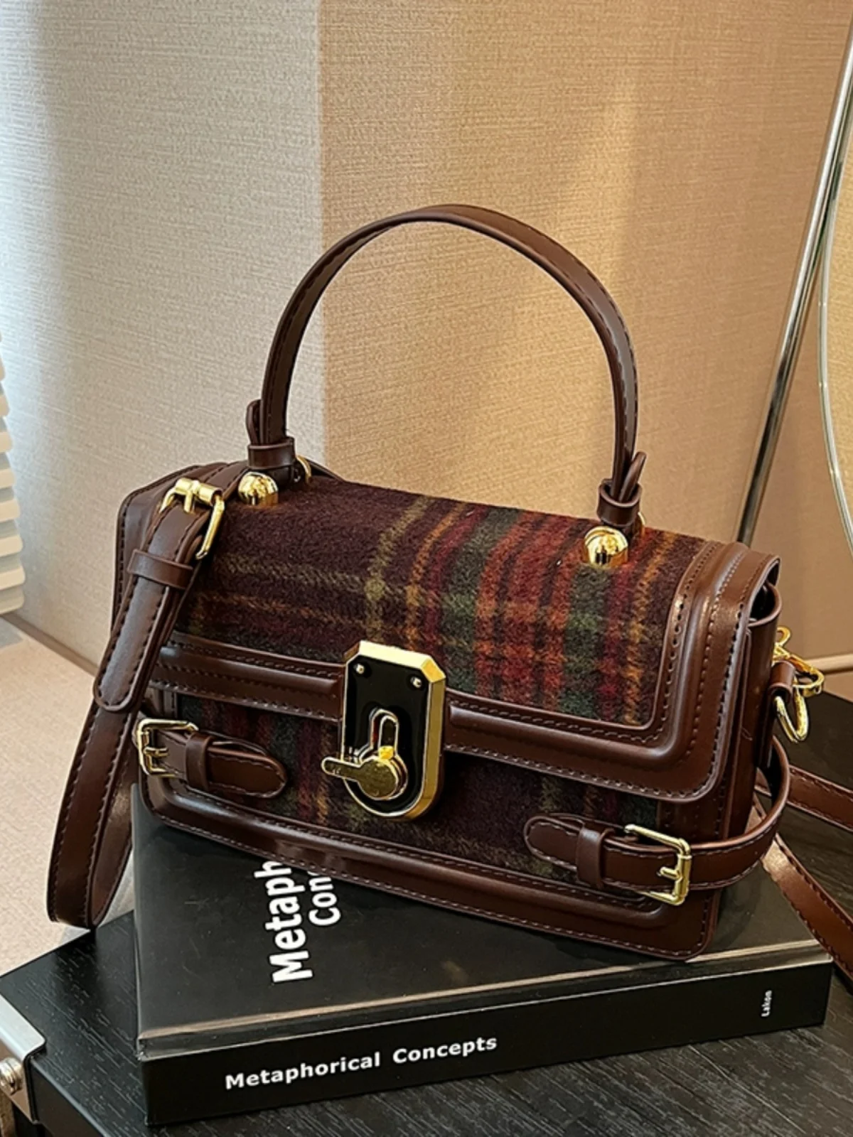 Autumn Winter New Contrast Color Woolen Bag 2023 New Women's  Versatile Shoulder Crossbody Bags Fashion Commute Square Handbags