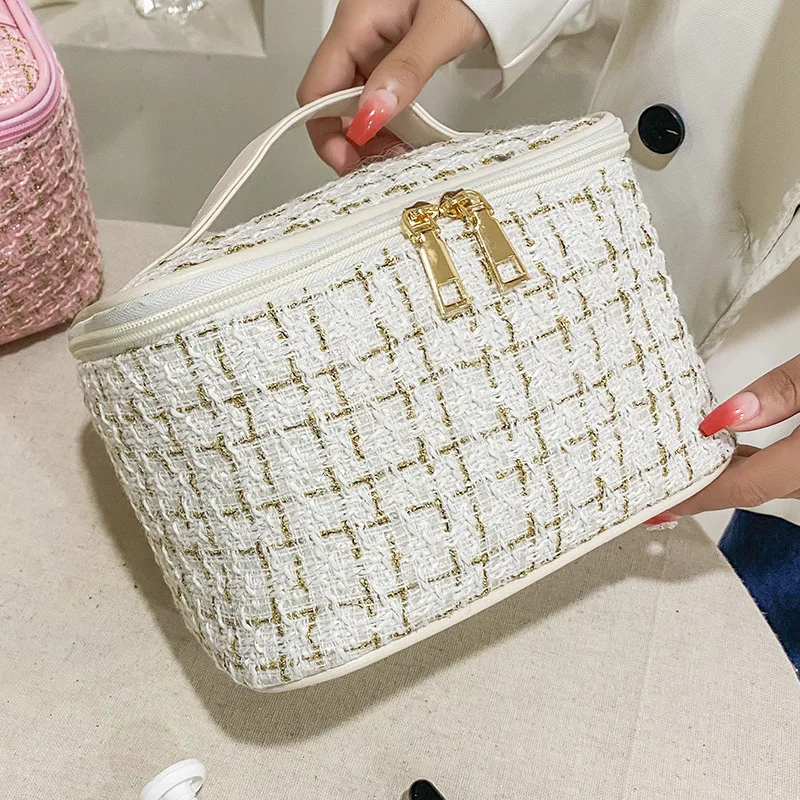 New Korean plaid portable small fragrance makeup bag Large capacity portable toiletry storage bag makeup box travel 4
