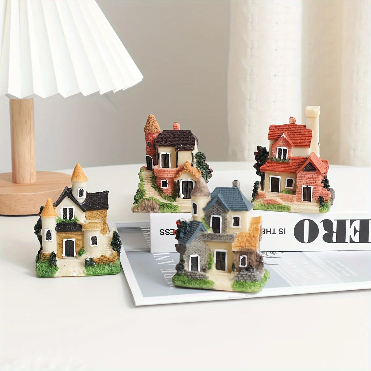 4pcs-Fairy tale garden cabin, resin cabin, lawn courtyard art decoration, home gifts