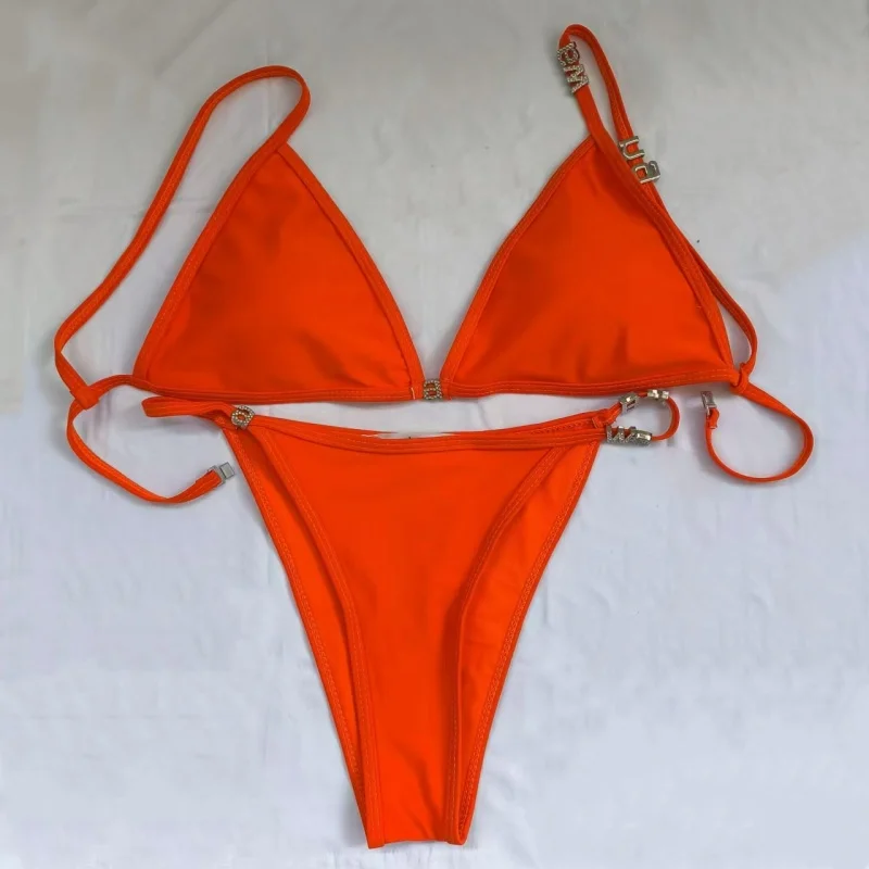 thumbnail image 1 of 2024 Nuevo Bikini de alta gama con letras de diamantes de imitación para mujer, traje de baño de playa con tanga sexy a la moda, conjunto de dos piezas de bikini Wang para mujer, 1 of 4