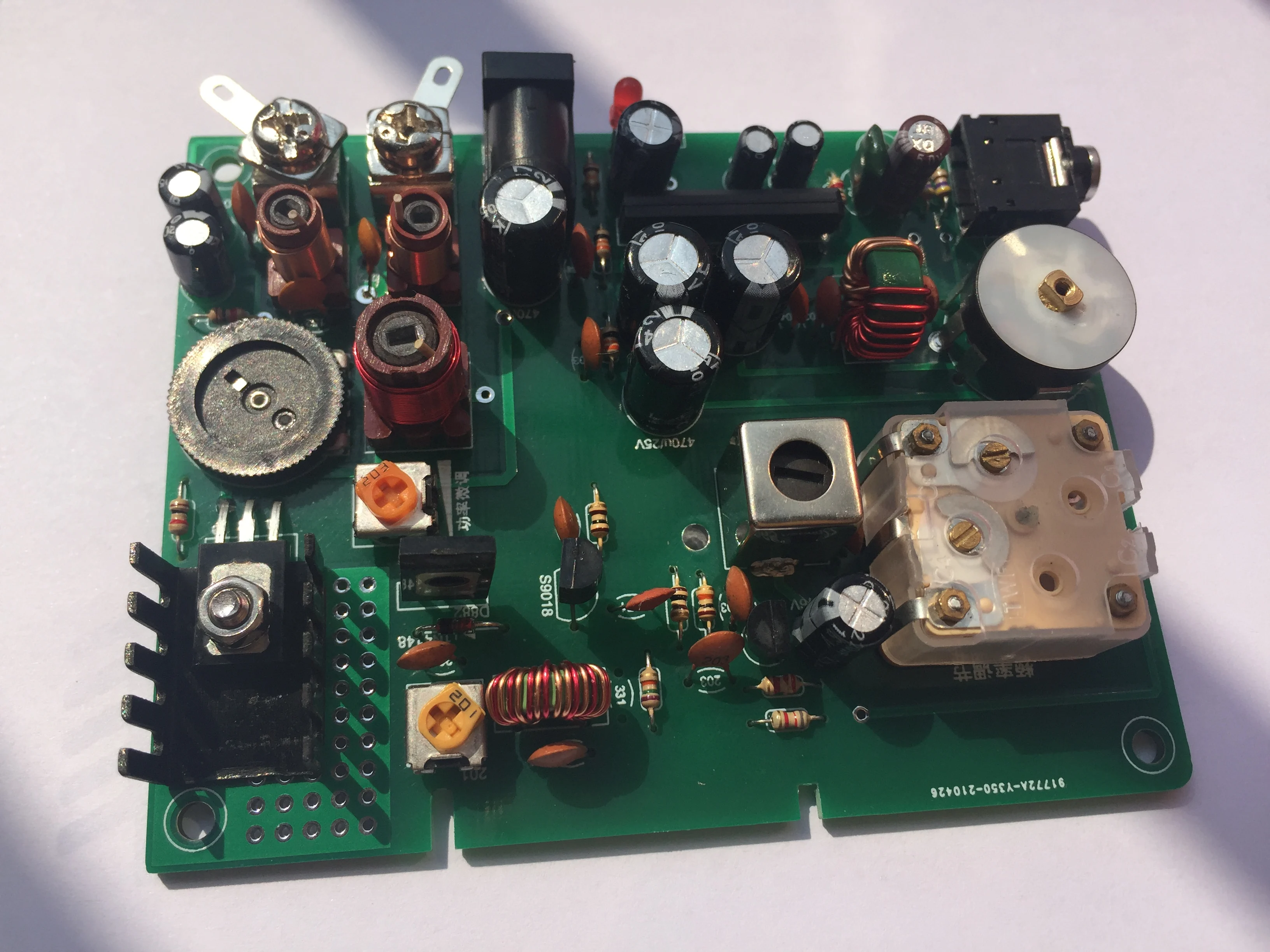 

Micro-Power Medium Wave Transmitter Board For Testing Crystal Radio Domestic Use