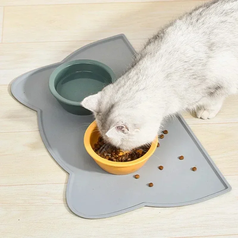 Durable Non-Slip Silicone Pet Feeding Mat - Waterproof & Washable Spill-Proof Surface