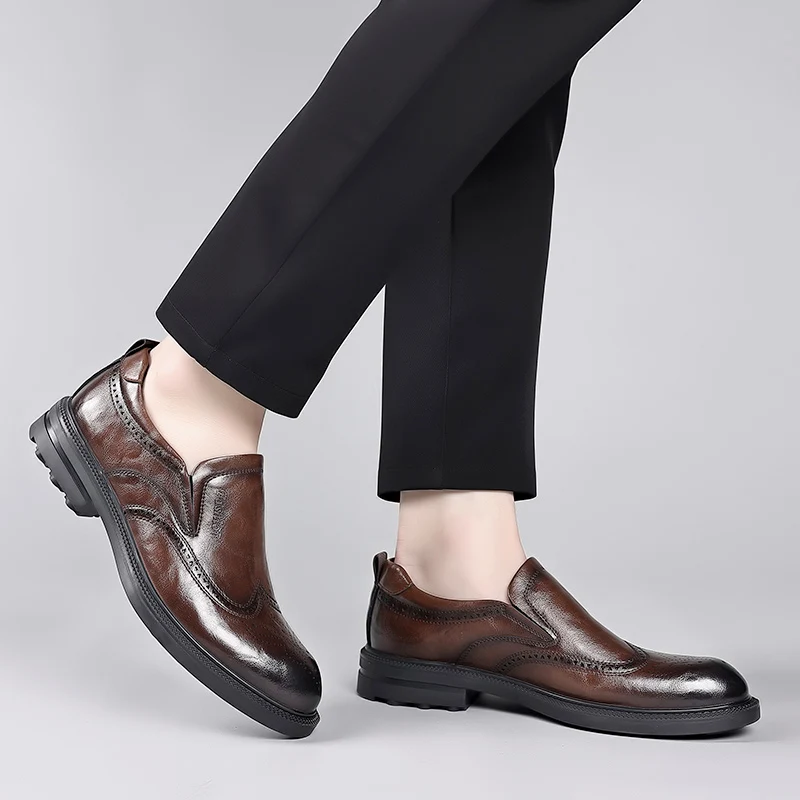 Men's business genuine leather shoes, British retro carved block shoe covers, wearing flat shoes, designer Oxford dress shoes