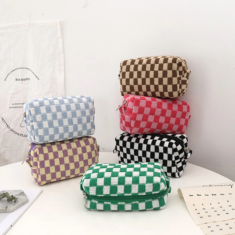 NEW Ins Checkerboard Knitted Pencil Case B Capacity Pen Bag Zipper Stationary Organzier Daliy Lips Makeup Storage Stationary