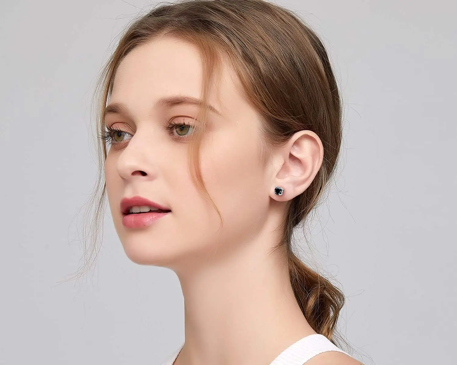 925 Sterling Silver 0.5-1 Carat Moissanite 4 Claws Round Black Earrings Fashion Trendy Temperament Advanced Design Light Luxury silver earrings womens earrings