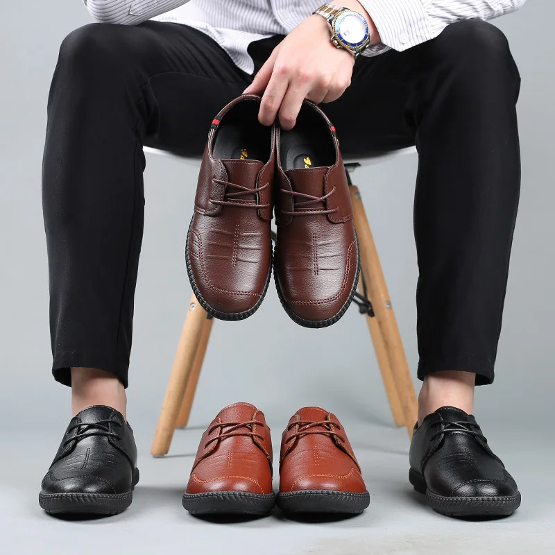 2023 Men's Casual Shoes Leather Men Business Men's Oxford Shoe Breathable Men Dress Shoes Luxury Loafers Mens Light Shoe