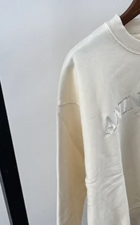 Apricot sweatshirt