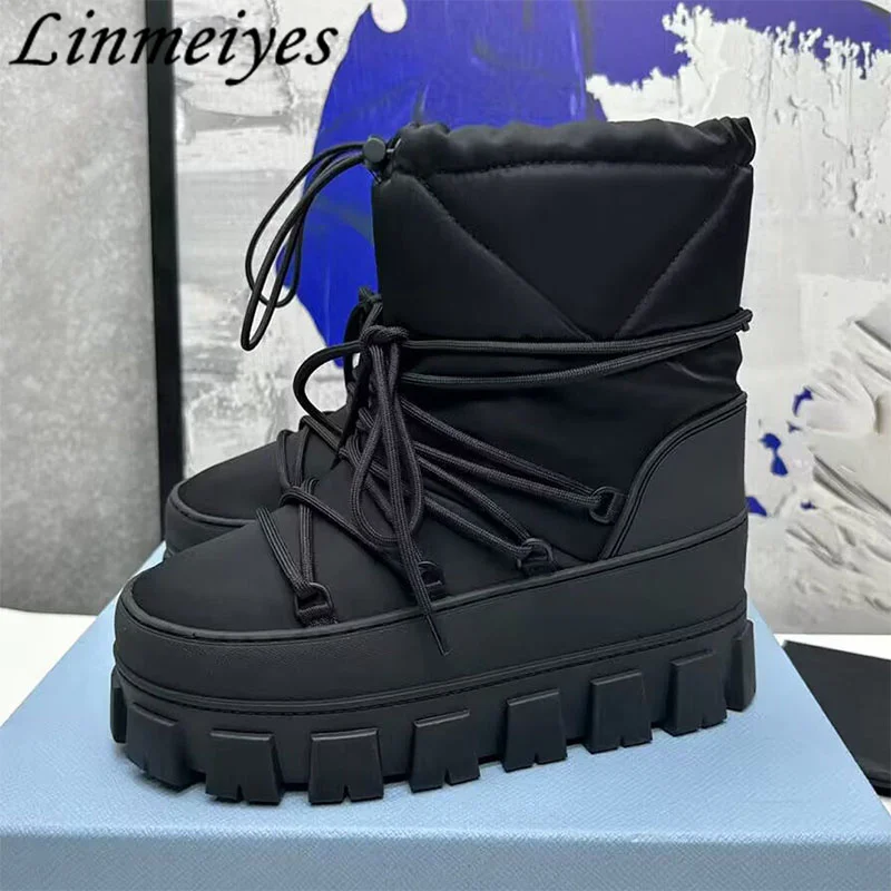 

Winter Thick Soled Snow Boots Women Round Toe Cross Lace-up Motorcycle Boots Female Felt Warm Height Increasing Short Boot Woman