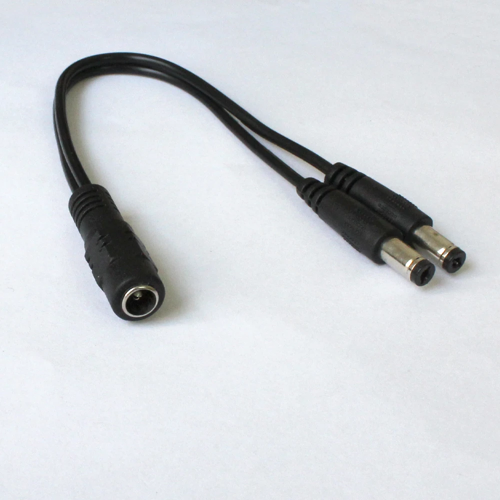 รูปสินค้า สายแยกไฟ DC ขนาด 5.5x2.1 มม. ยาว 5 เมตร สำหรับ LED และกล้อง