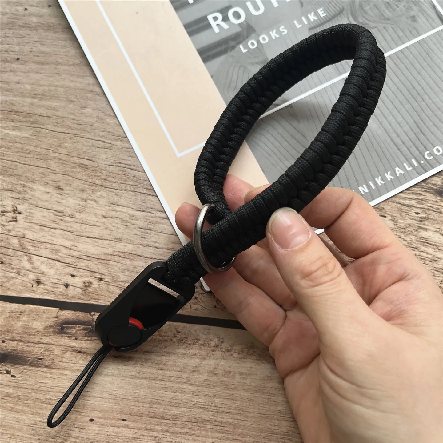 Handmade Portable Camera and Phone Wrist Strap with Anti-Lost Keychain Functionality