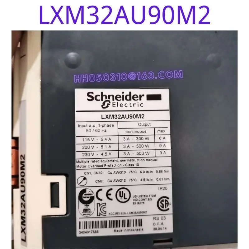 The second-hand drive LXM32AU90M2 has been tested for functionality and is intact in appearance