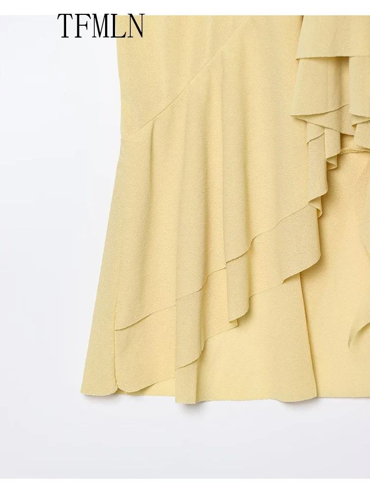 TFMLN 2025 Summer Women Tierred Halter Blouse Fashion Sleeveless Ruffles Thin Causal Chic Tops Sweet High Street Ladies Tops