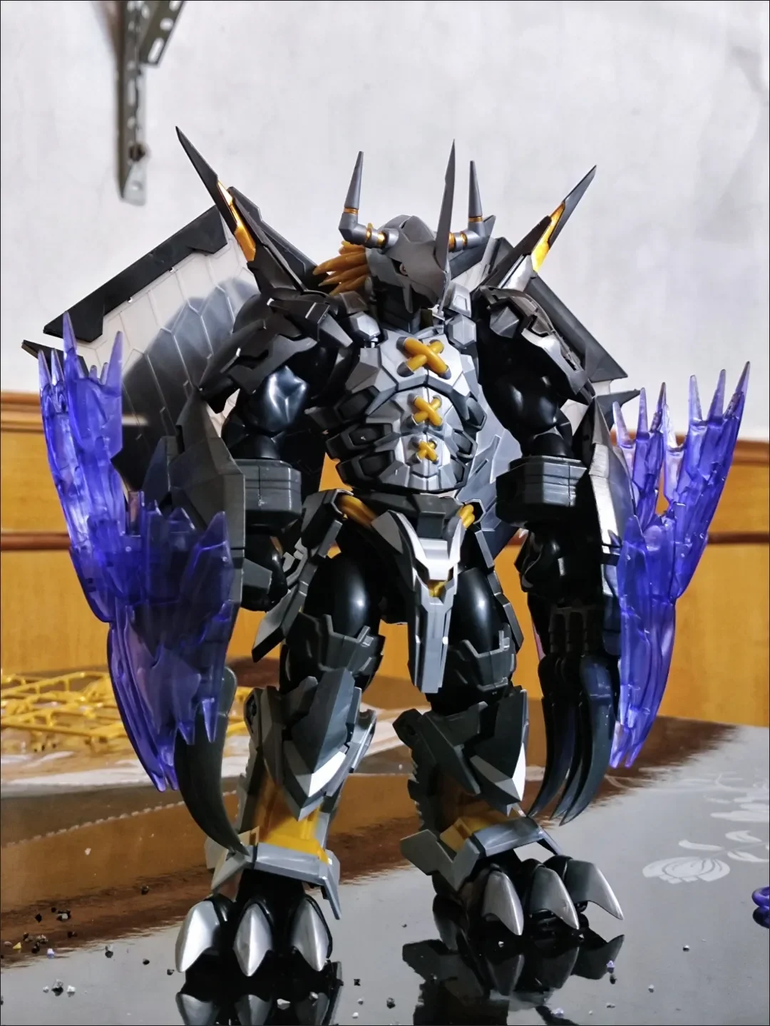 WARGREYMON & LGARURUMON プラモデルキット Bandai Figure-Rise Standard Digimon War Greymon | PlazaJapan