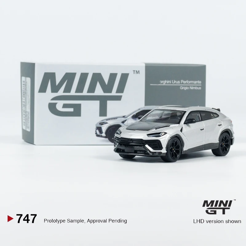 MINIGT 1:64 Urus Performante Grigio Nimbus silver alloy car