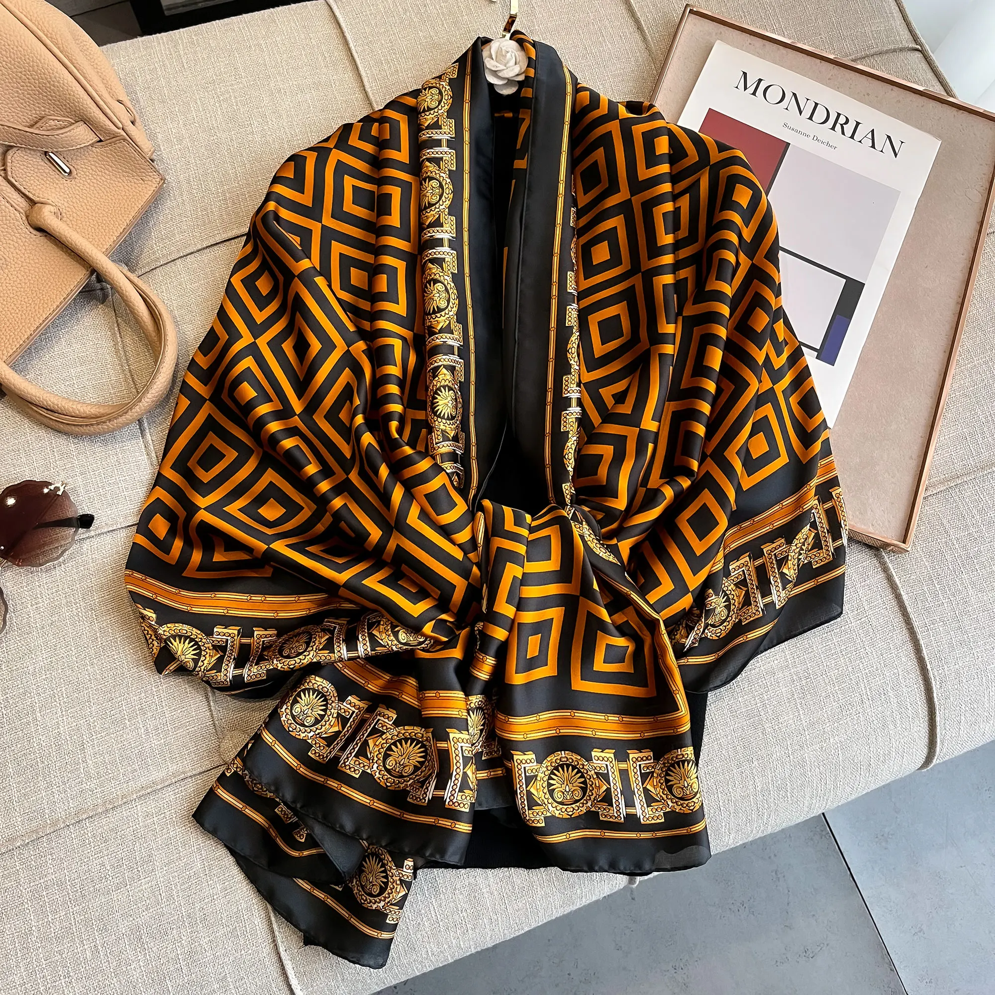 Popular Style 180X85CM Scarves New Design 2024 Square Shawls Luxury Sunscreen Beach Silk Scarf Women The Four Seasons Bandanna 2