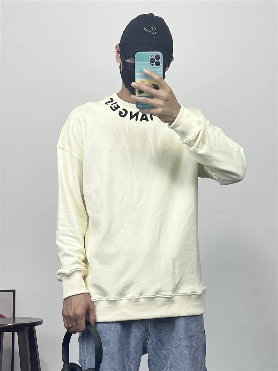 

Thread neckline letter printed couple loose casual round neck sweater