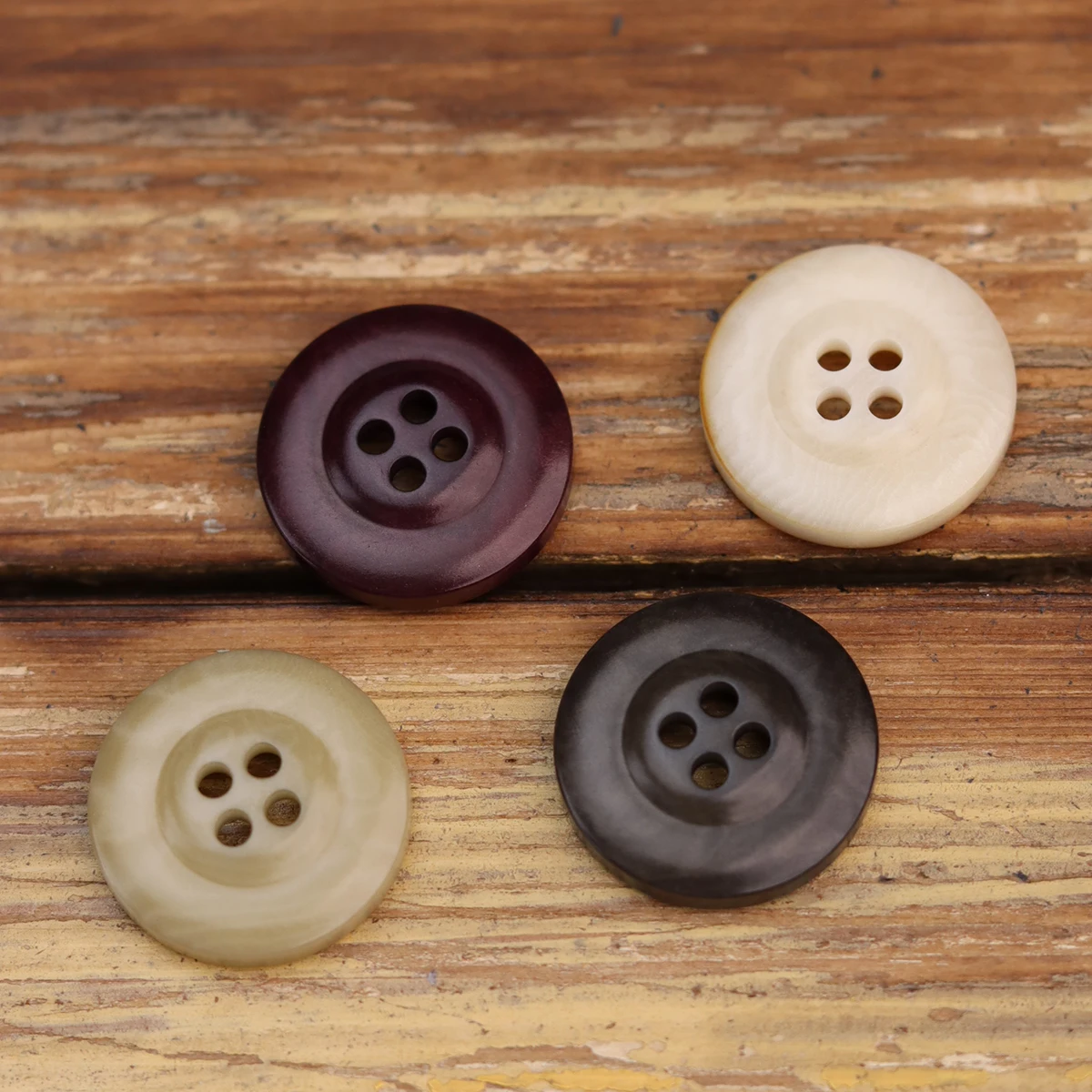 6pcs 2024 NEW Muku Corozo Buttons For Clothing Round Thick Rim 4 Hole Scorched Green Purple Sewing Accessories Green Grey Button 4
