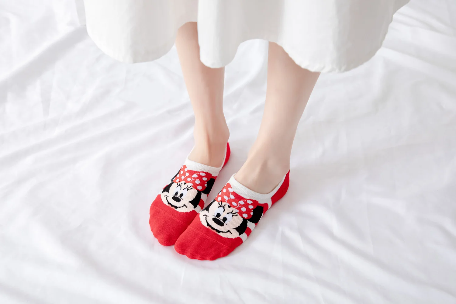 winter socks for women 7 Pairs Disney Women Socks Cartoon Mickey Minnie Winnie Daisy Stitch Summer slipper Socks Non-slip silicone invisible Ankle Sock warm socks for women