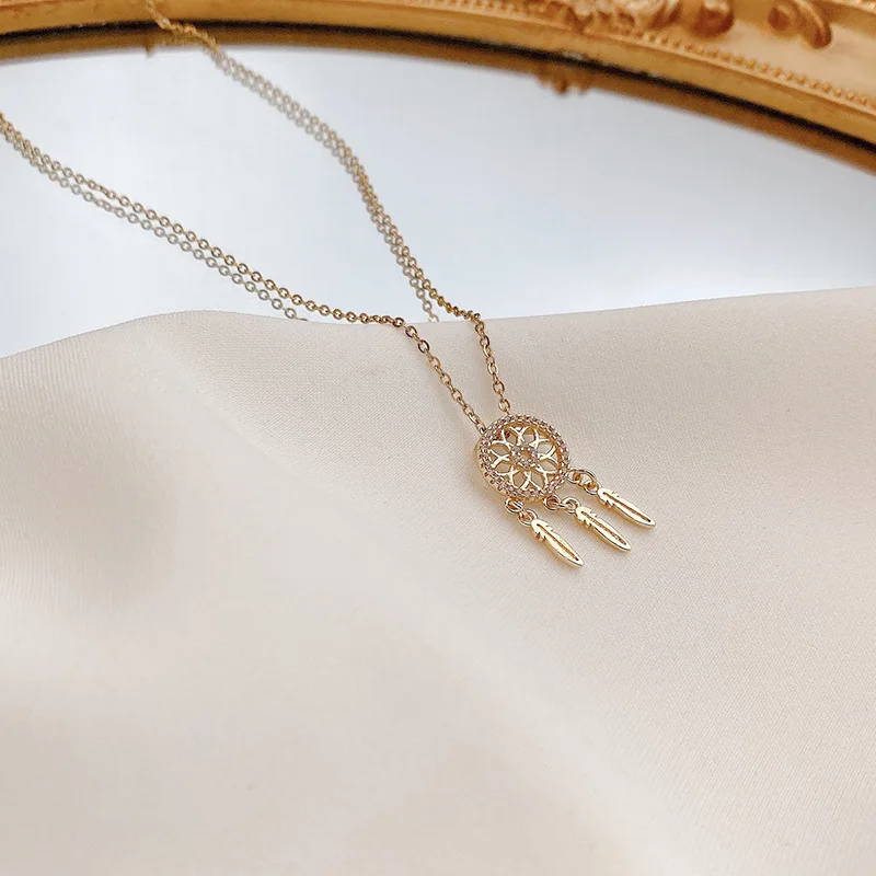 

New simple and fashionable hollow circle titanium steel zircon micro tassel pendant necklace