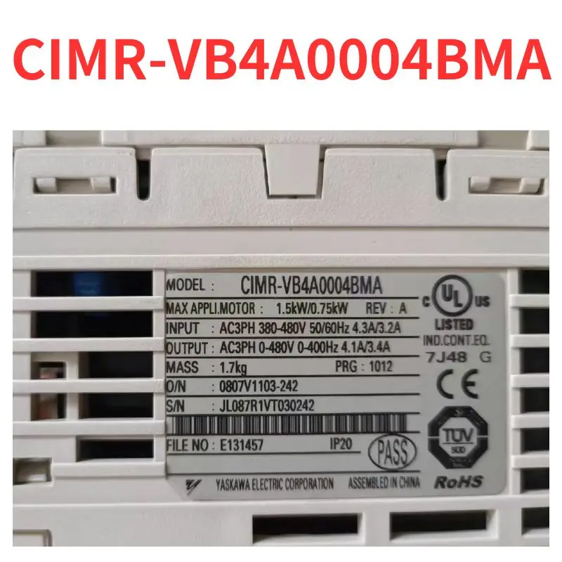 

90% new CIMR-VB4A0004BMA frequency converter tested OK