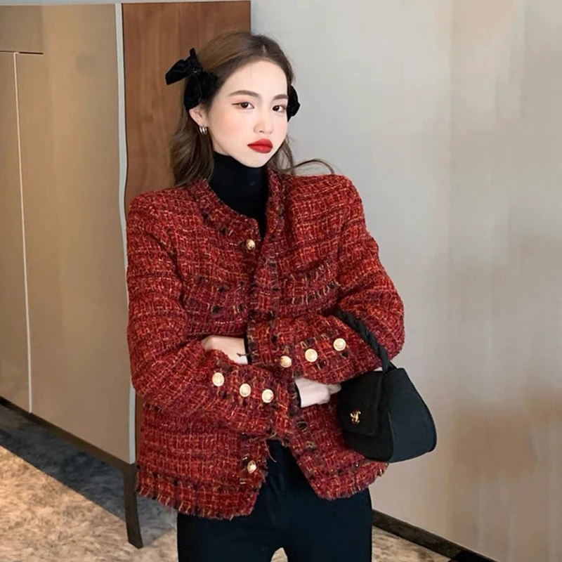 Red Tweed Jacket Women Vintage Single Breasted Short Outwear French Style Tassel Patchwork Long Sleeve Design Coat Autumn Winter