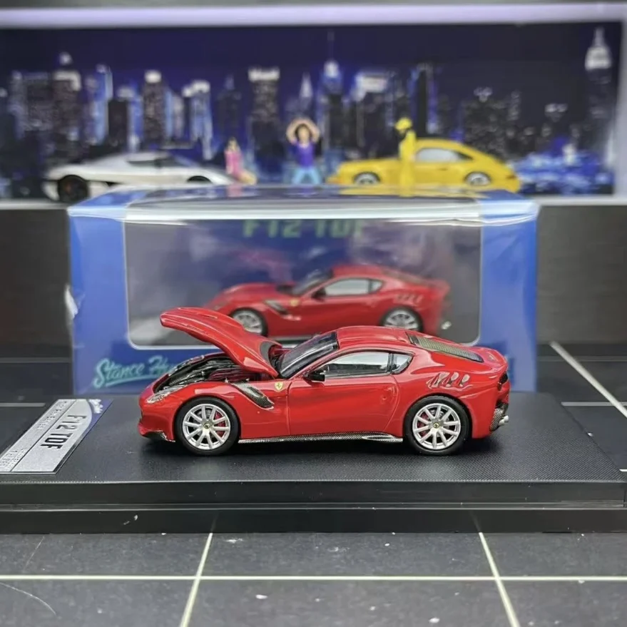 Diecast STANCEHUNTERS 1:64 Ölçekli Ferrari F12 TDF Ferrari Açık Kapaklı Alaşım Araba Modeli Koleksiyon Hediye Hatıra Ekran Süsleme