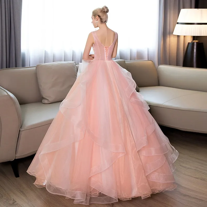 2023 neue dunkelrosa Quince anera Kleider o Hals ärmellose Party Ballkleid einfache Blume Prinzessin Ballkleid plus Größe nach Maß