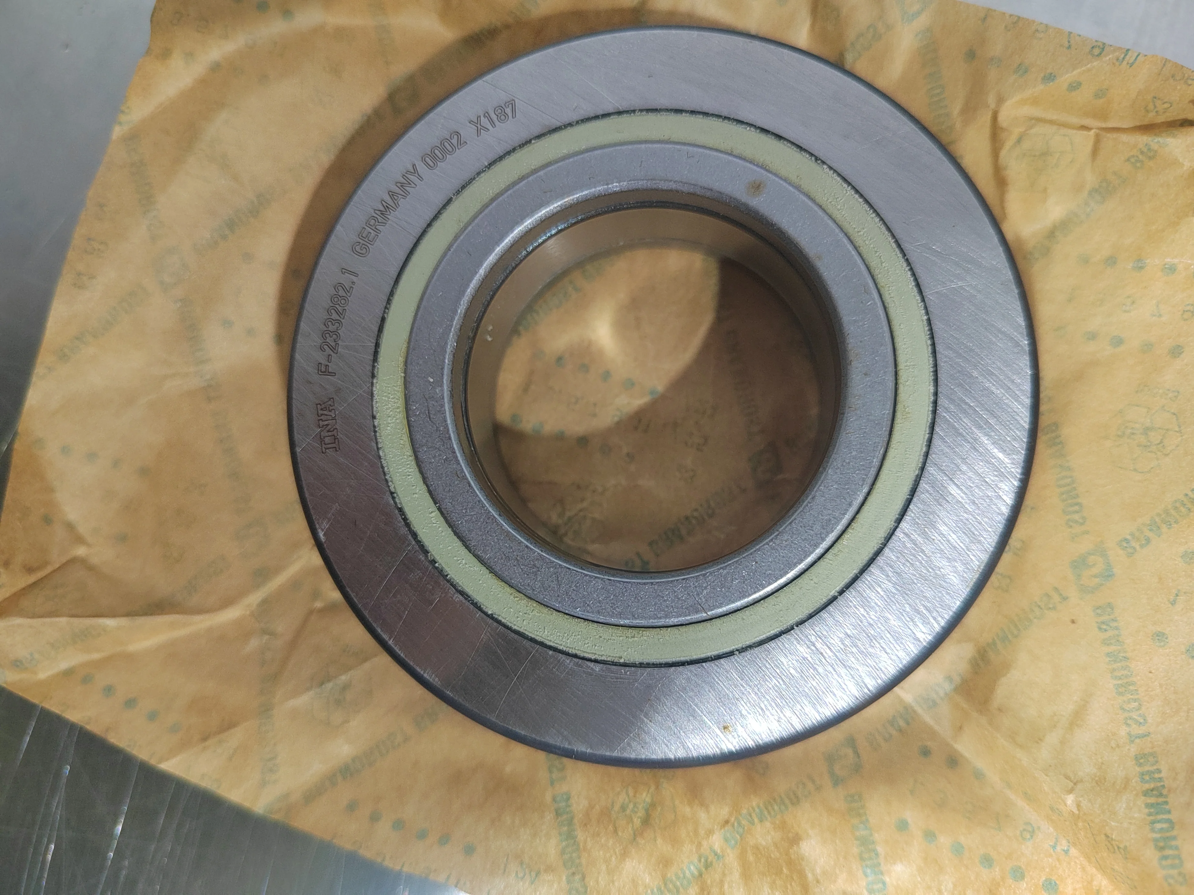 2 pieces F-233282.1