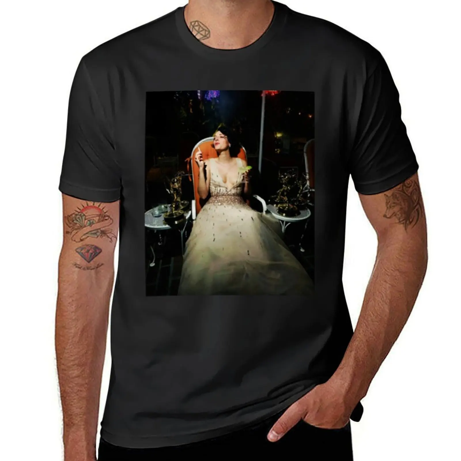 Phoebe Waller-Bridge chilling with her Emmys T-Shirt vintage clothes blanks black t shirts for men