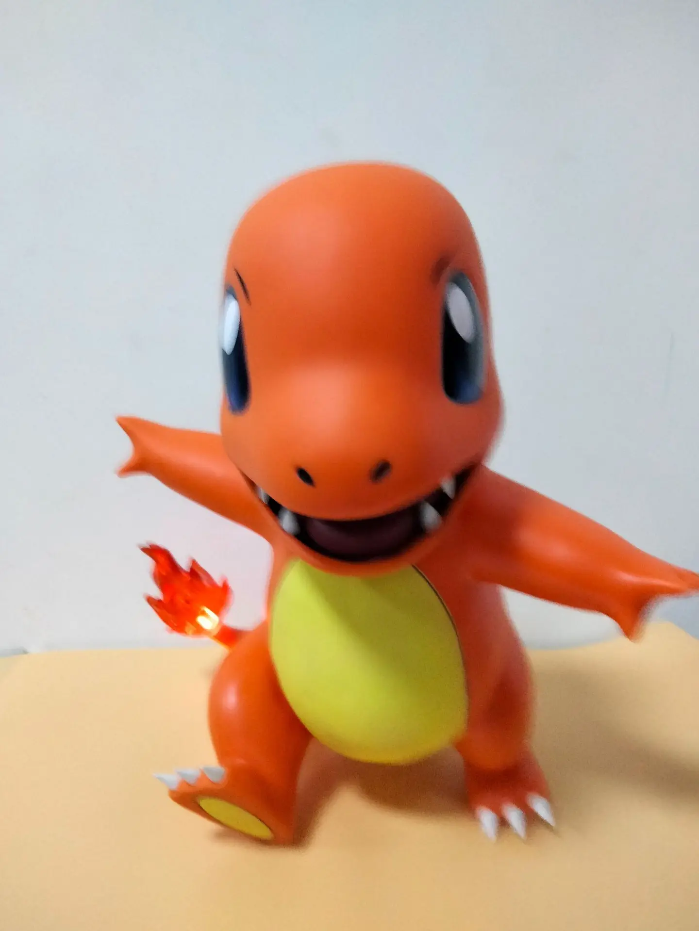

Pokémon Charmander Luminescence Gk PVC Statue Action Figurine Scene Desk Display Collectible Anime Model Toys Figures Gift